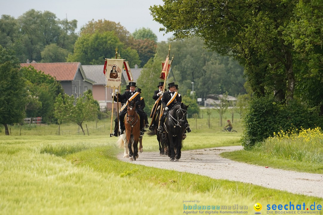 Blutritt - Prozession zu Pferde mit Heilig-Blut-Reliquie: Weingarten, 19.05