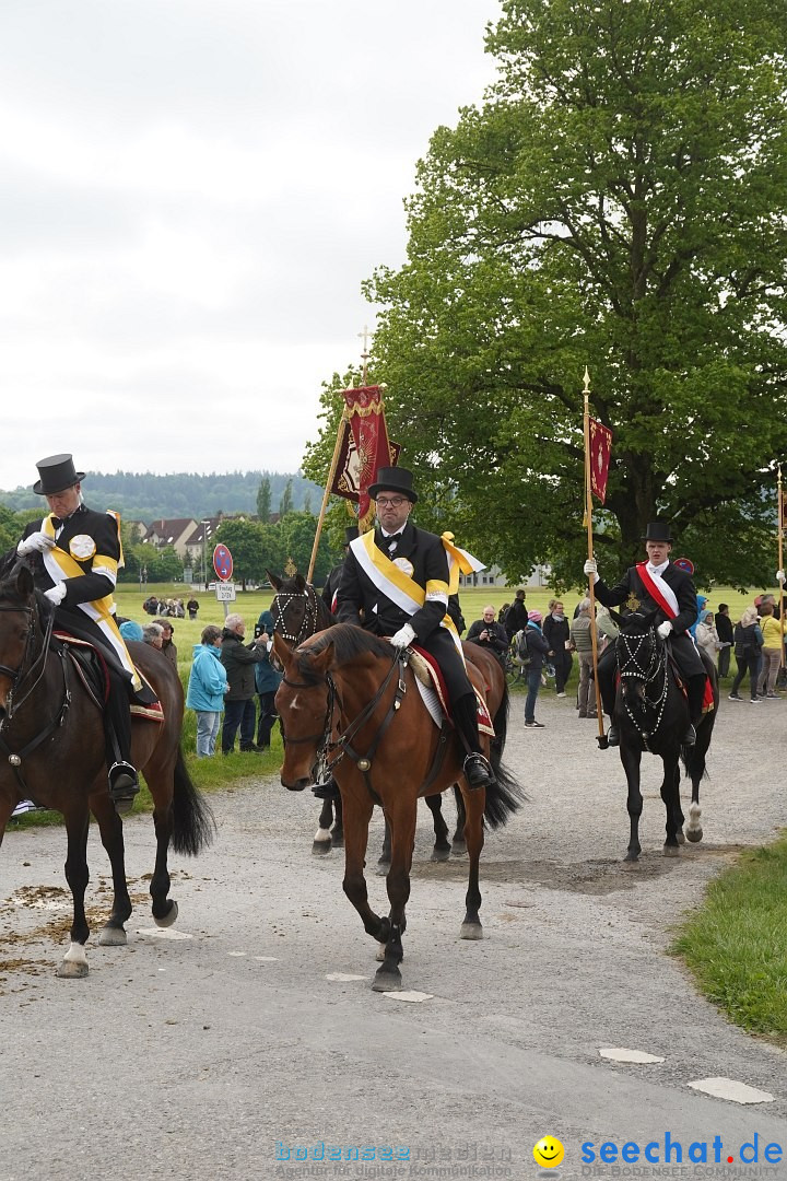 Blutritt - Prozession zu Pferde mit Heilig-Blut-Reliquie: Weingarten, 19.05