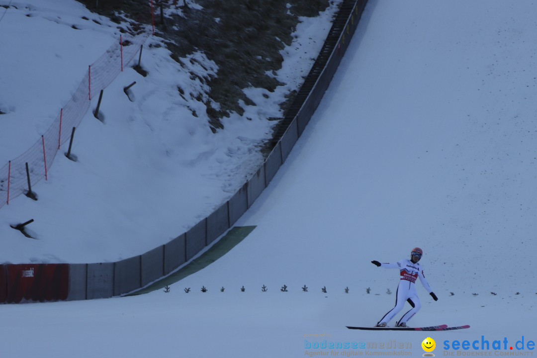 FIS SKISPRUNG WELTCUP: Engelberg, 17.12.2023