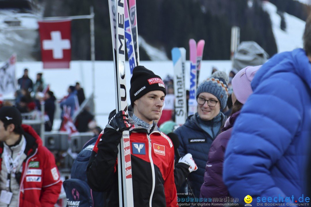 FIS SKISPRUNG WELTCUP: Engelberg, 17.12.2023