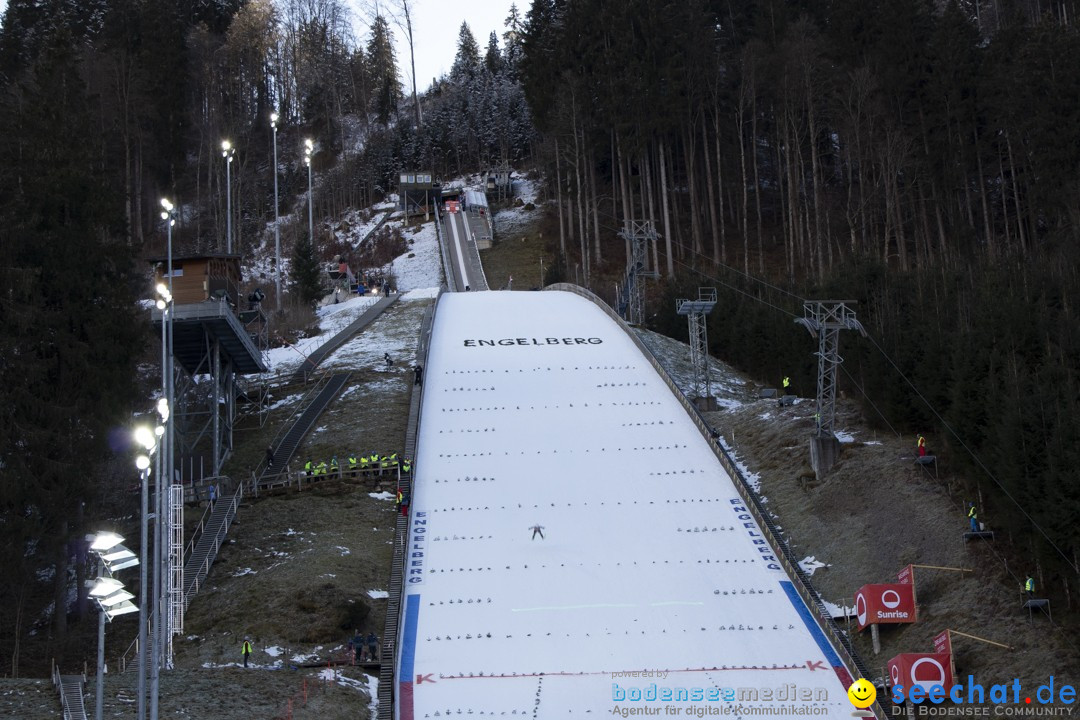 FIS SKISPRUNG WELTCUP: Engelberg, 17.12.2023