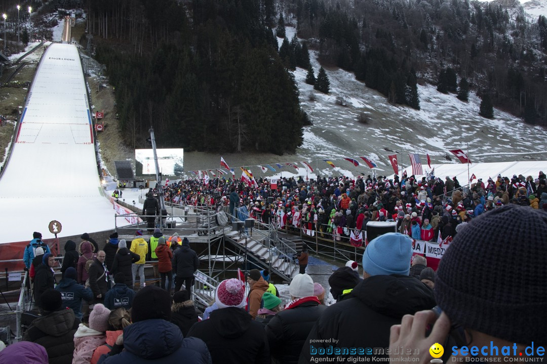 FIS SKISPRUNG WELTCUP: Engelberg, 17.12.2023