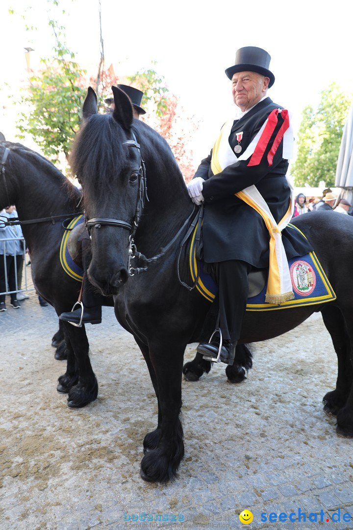 Blutritt - Reiterprozession - Heilig-Blut-Reliquie: Weingarten, 10.05.2024