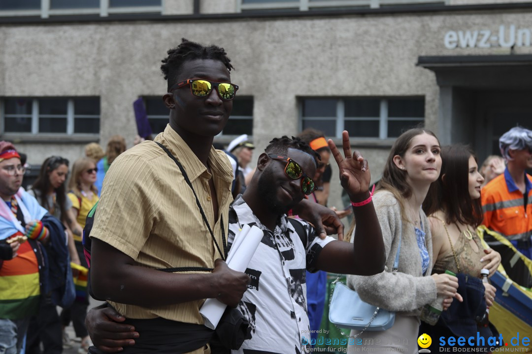 ZURICH PRIDE FESTIVAL: Zuerich - Schweiz, 15.06.2024