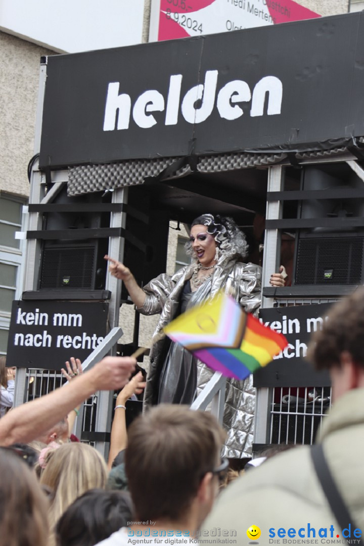 ZURICH PRIDE FESTIVAL: Zuerich - Schweiz, 15.06.2024