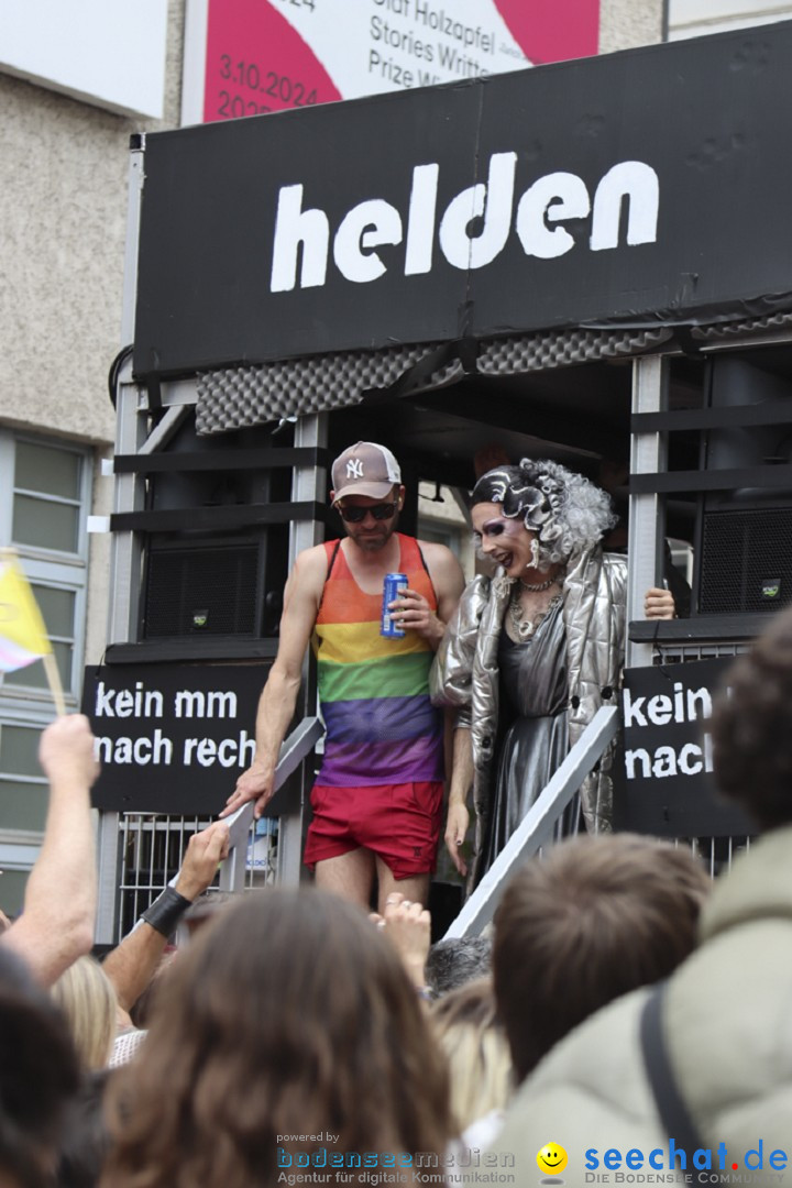 ZURICH PRIDE FESTIVAL: Zuerich - Schweiz, 15.06.2024