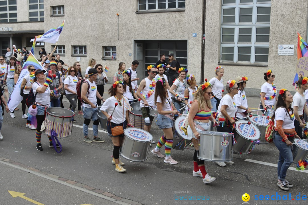 ZURICH PRIDE FESTIVAL: Zuerich - Schweiz, 15.06.2024