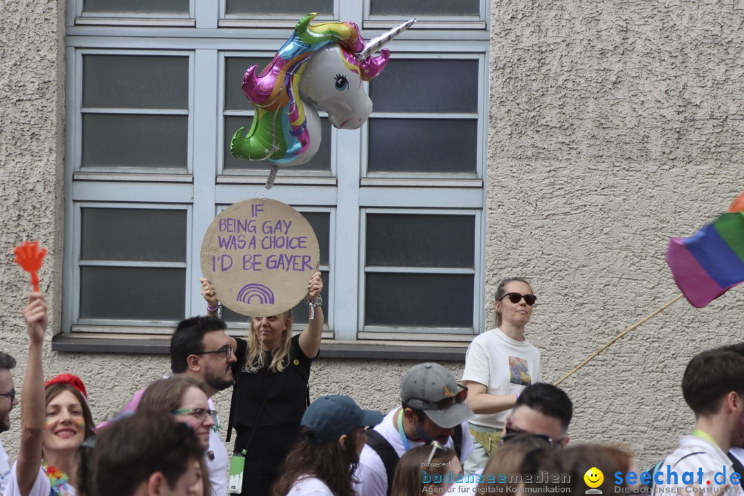 ZURICH PRIDE FESTIVAL: Zuerich - Schweiz, 15.06.2024