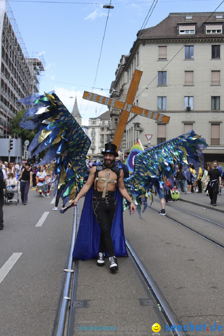 ZURICH PRIDE FESTIVAL: Zuerich - Schweiz, 15.06.2024