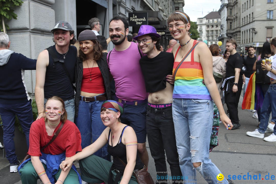 ZURICH PRIDE FESTIVAL: Zuerich - Schweiz, 15.06.2024