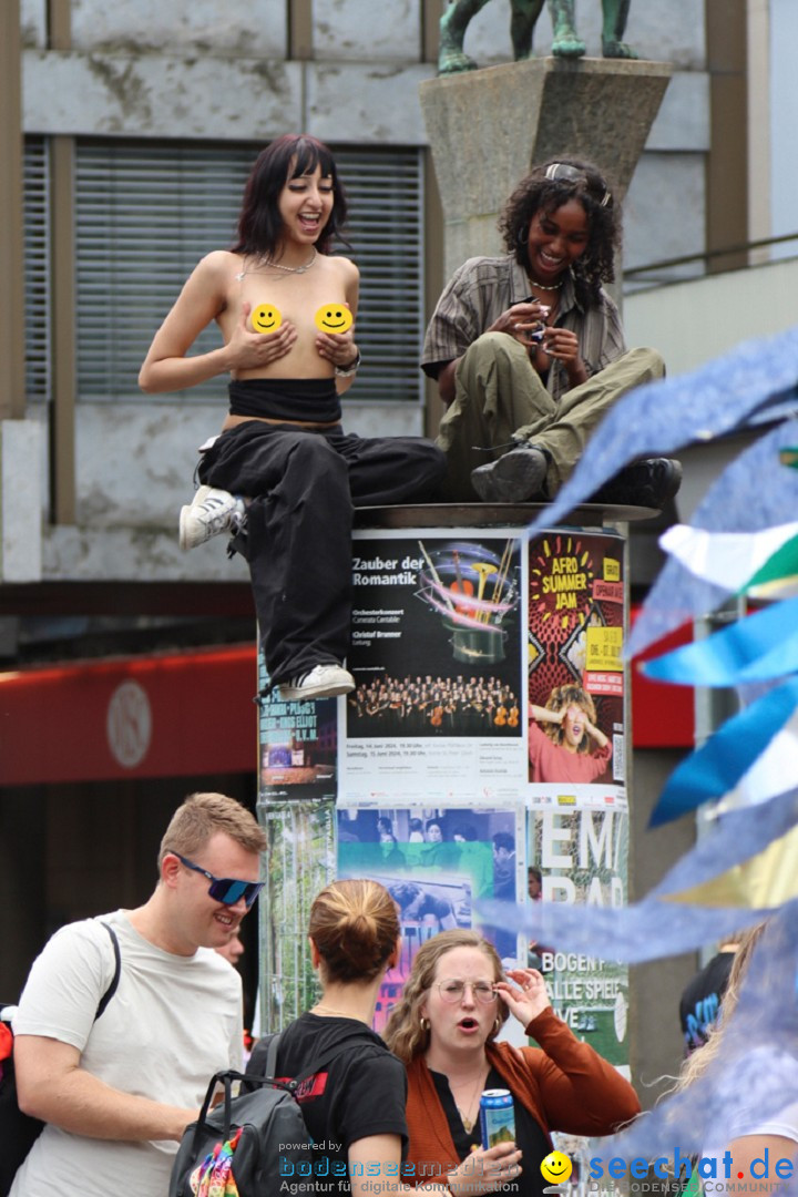 ZURICH PRIDE FESTIVAL: Zuerich - Schweiz, 15.06.2024