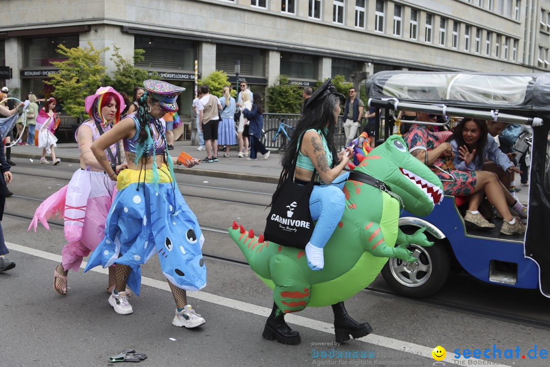 ZURICH PRIDE FESTIVAL: Zuerich - Schweiz, 15.06.2024