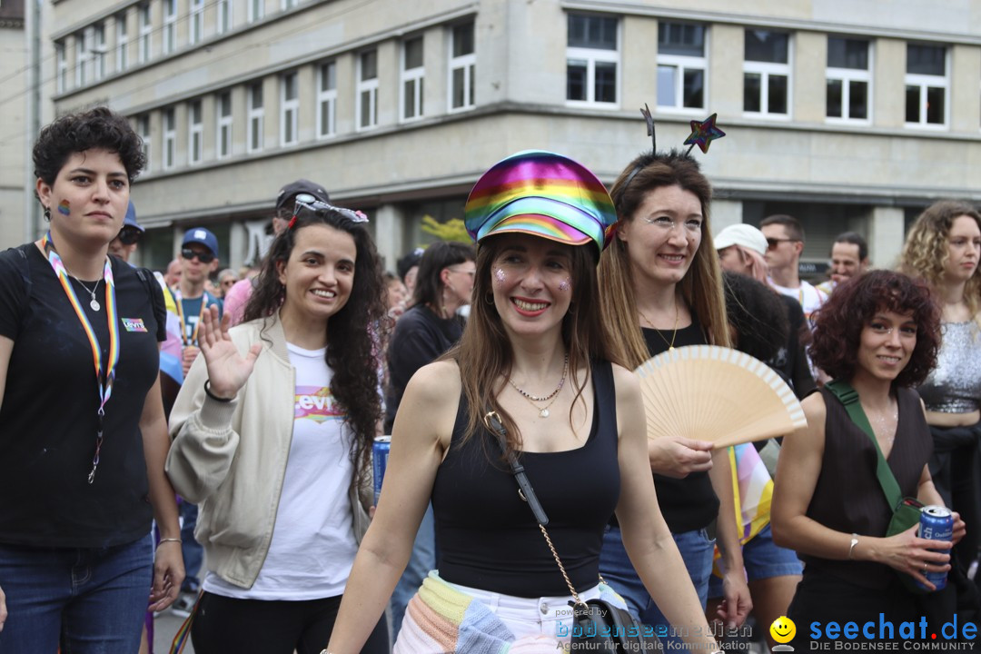 ZURICH PRIDE FESTIVAL: Zuerich - Schweiz, 15.06.2024