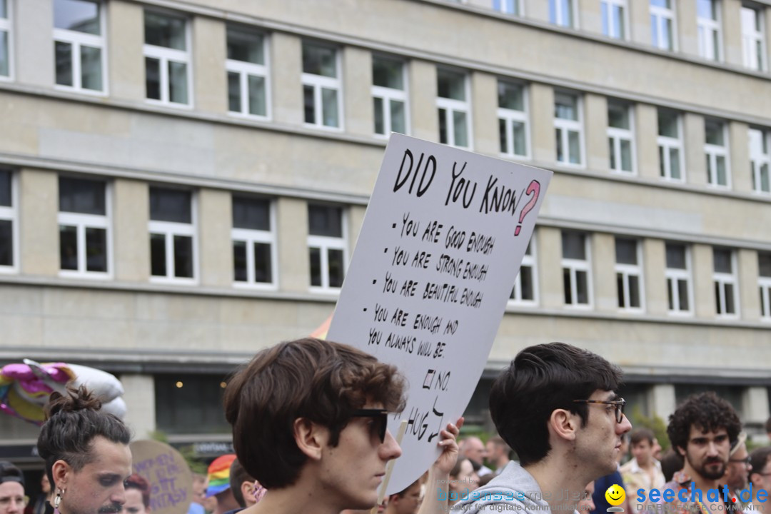 ZURICH PRIDE FESTIVAL: Zuerich - Schweiz, 15.06.2024