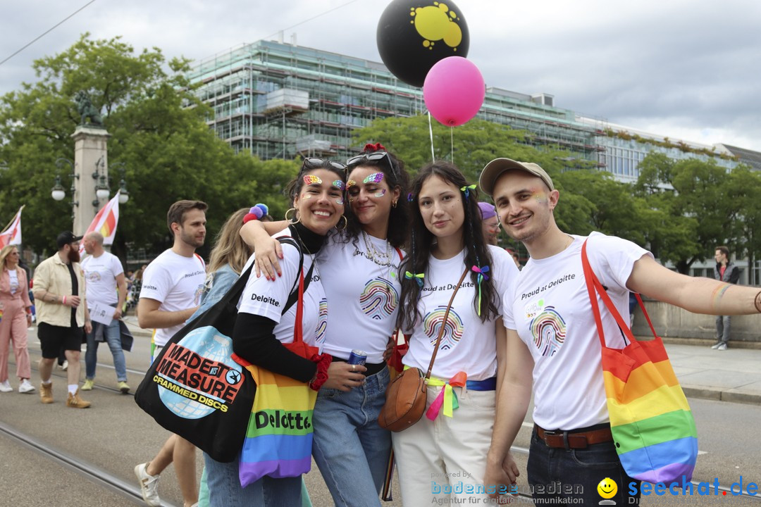 ZURICH PRIDE FESTIVAL: Zuerich - Schweiz, 15.06.2024