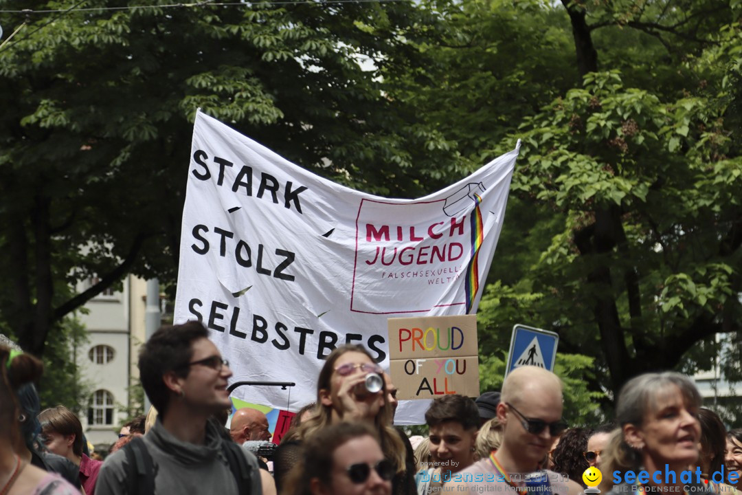 ZURICH PRIDE FESTIVAL: Zuerich - Schweiz, 15.06.2024