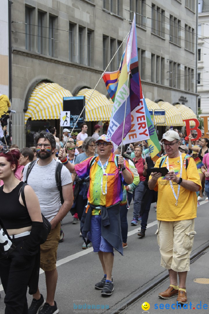 ZURICH PRIDE FESTIVAL: Zuerich - Schweiz, 15.06.2024