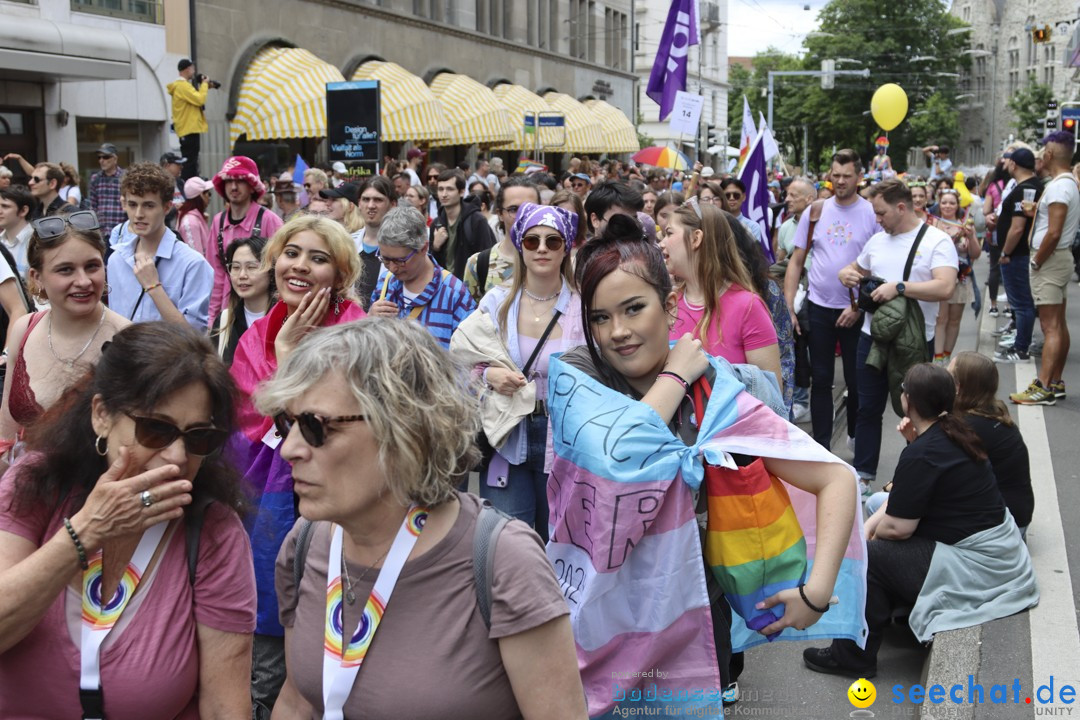 ZURICH PRIDE FESTIVAL: Zuerich - Schweiz, 15.06.2024