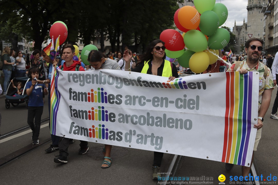 ZURICH PRIDE FESTIVAL: Zuerich - Schweiz, 15.06.2024