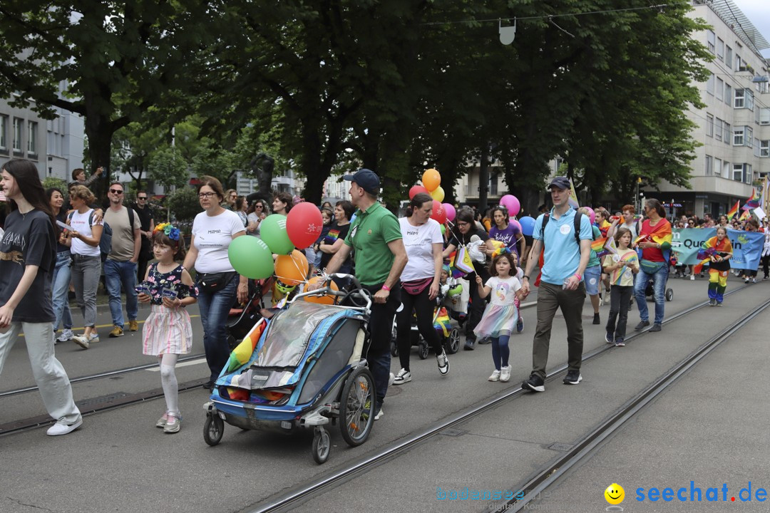 ZURICH PRIDE FESTIVAL: Zuerich - Schweiz, 15.06.2024