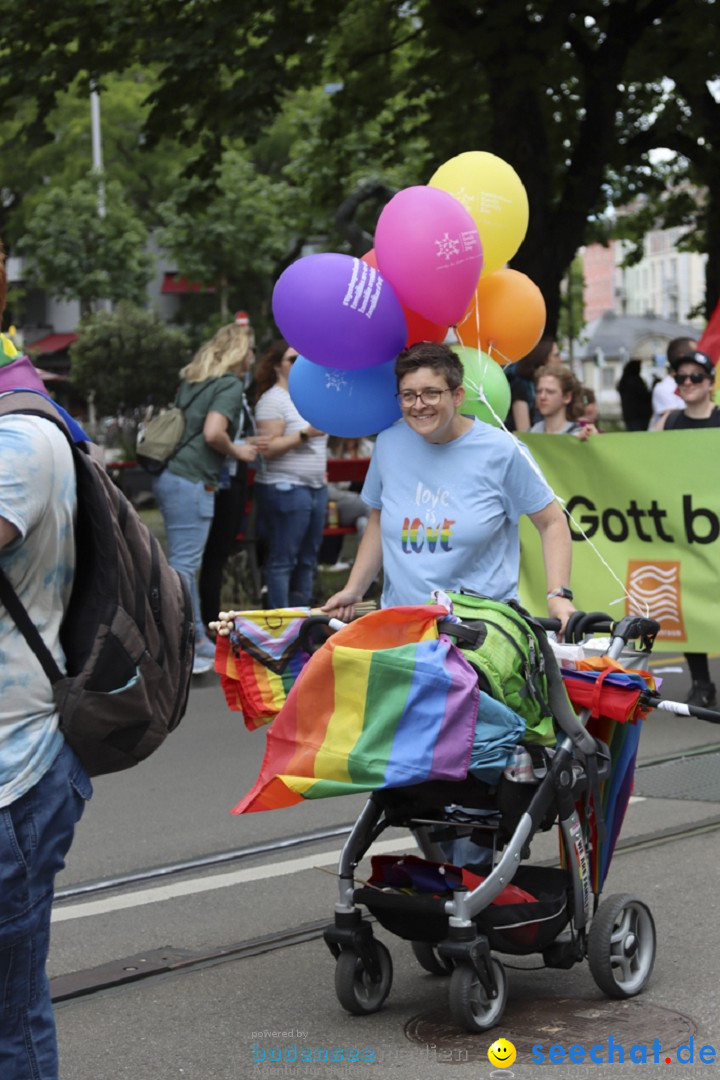 ZURICH PRIDE FESTIVAL: Zuerich - Schweiz, 15.06.2024