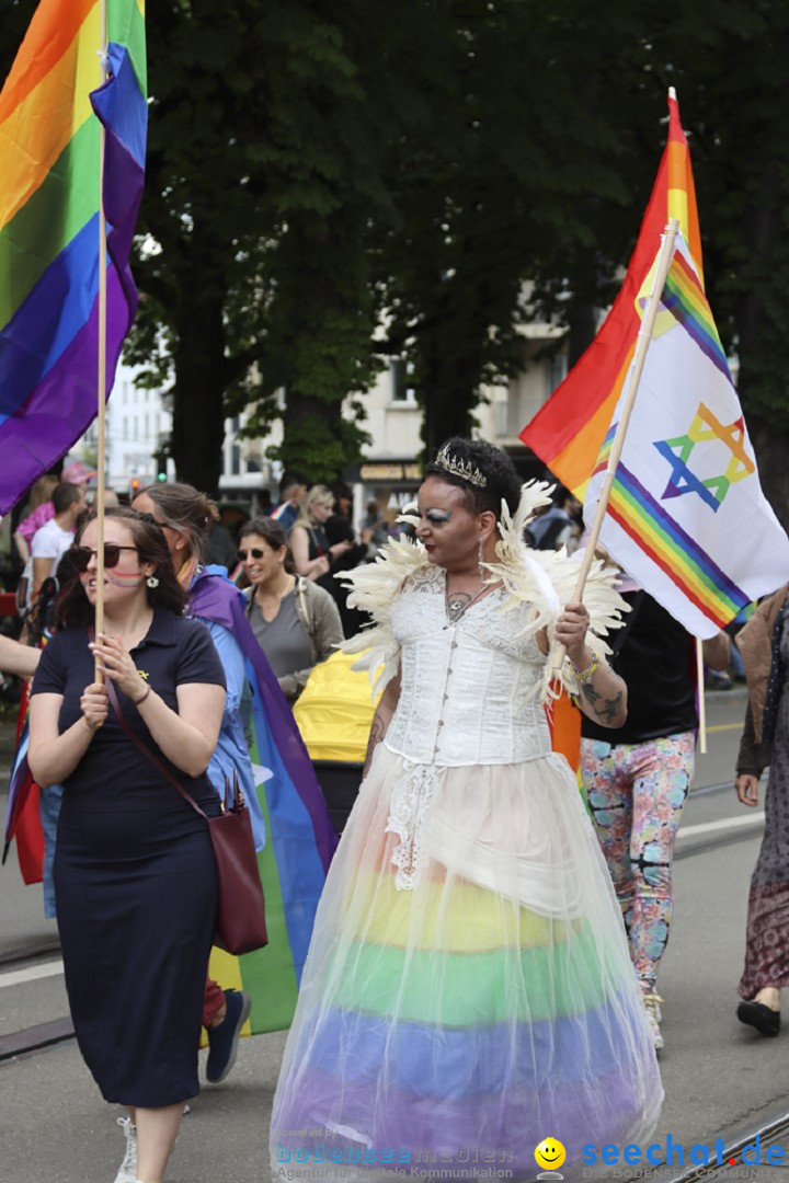 ZURICH PRIDE FESTIVAL: Zuerich - Schweiz, 15.06.2024