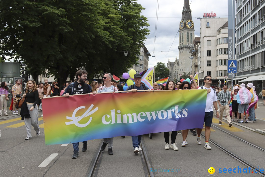 ZURICH PRIDE FESTIVAL: Zuerich - Schweiz, 15.06.2024