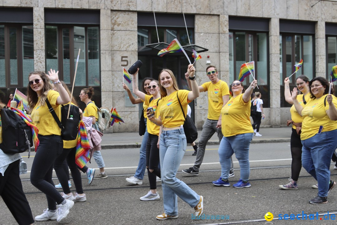 ZURICH PRIDE FESTIVAL: Zuerich - Schweiz, 15.06.2024