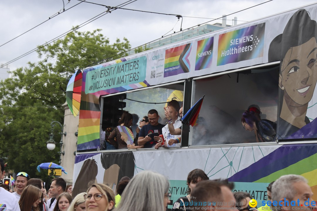 ZURICH PRIDE FESTIVAL: Zuerich - Schweiz, 15.06.2024