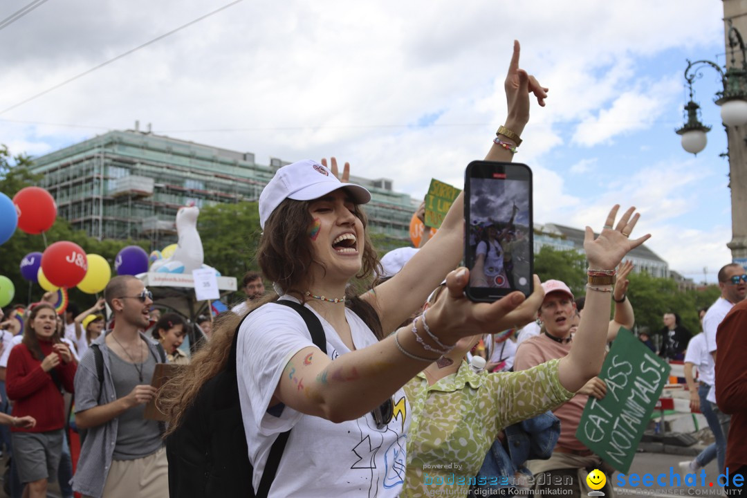 ZURICH PRIDE FESTIVAL: Zuerich - Schweiz, 15.06.2024