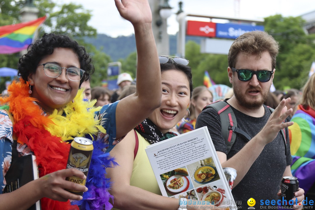 ZURICH PRIDE FESTIVAL: Zuerich - Schweiz, 15.06.2024