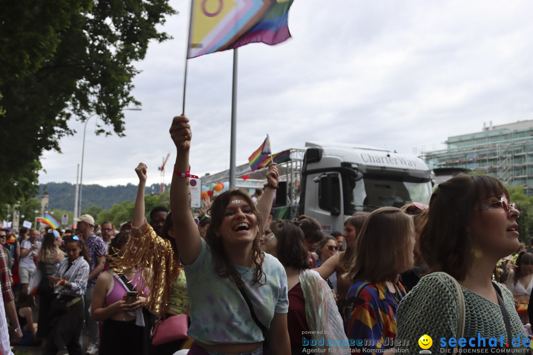 ZURICH PRIDE FESTIVAL: Zuerich - Schweiz, 15.06.2024