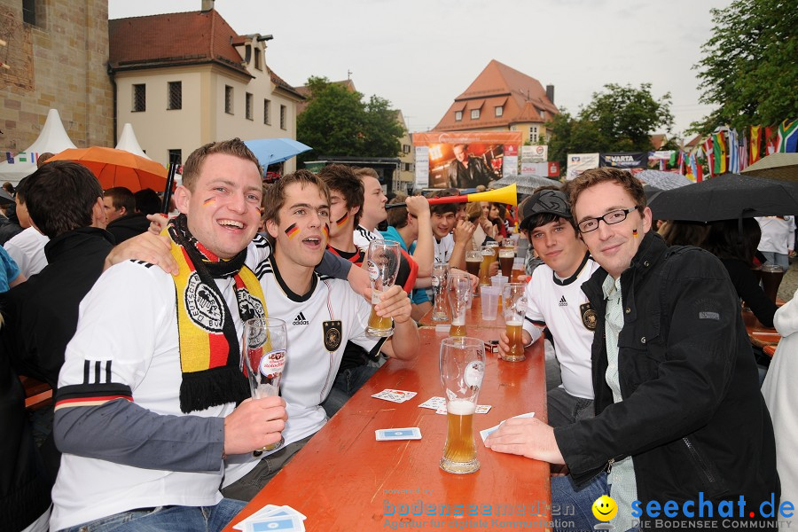 WM 2010 Public Viewing: Deutschland vs Australien (4:0) mit Band Face-of-Vi