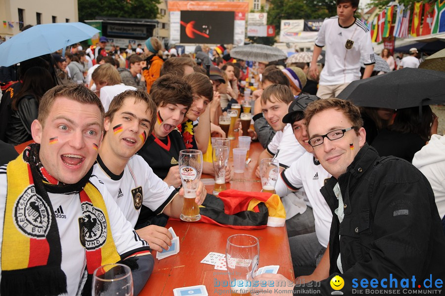 WM 2010 Public Viewing: Deutschland vs Australien (4:0) mit Band Face-of-Vi