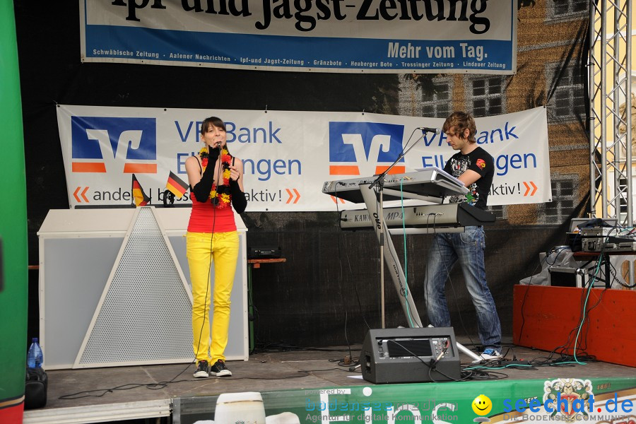 WM 2010 Public Viewing: Deutschland vs Australien (4:0) mit Band Face-of-Vi