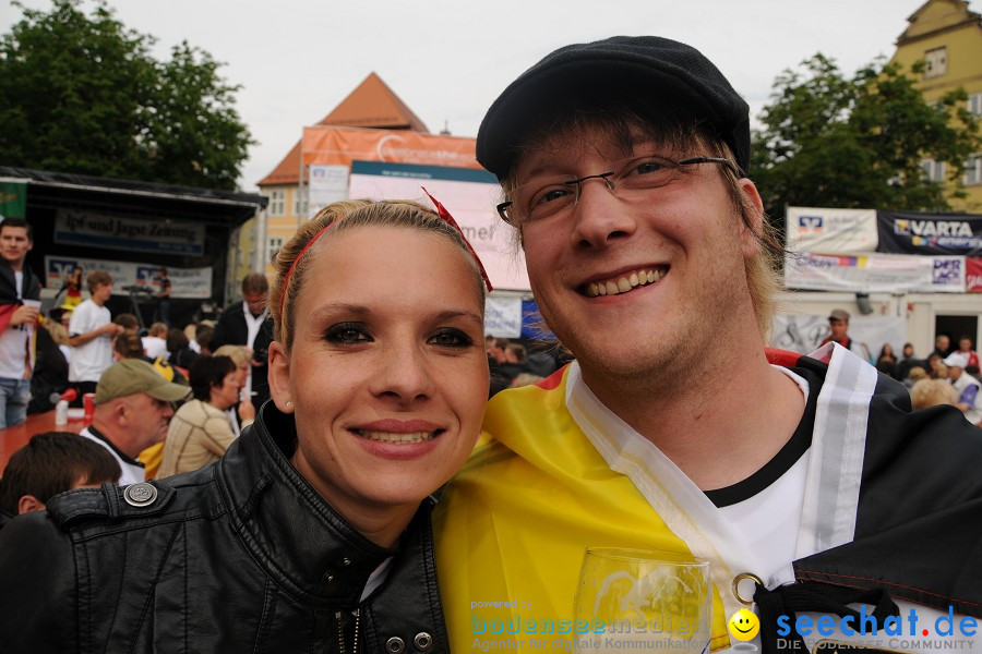 WM 2010 Public Viewing: Deutschland vs Australien (4:0) mit Band Face-of-Vi