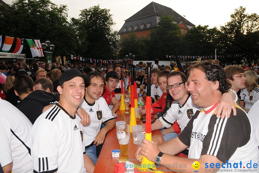 WM 2010 Public Viewing: Deutschland vs Australien (4:0) mit Band Face-of-Vi