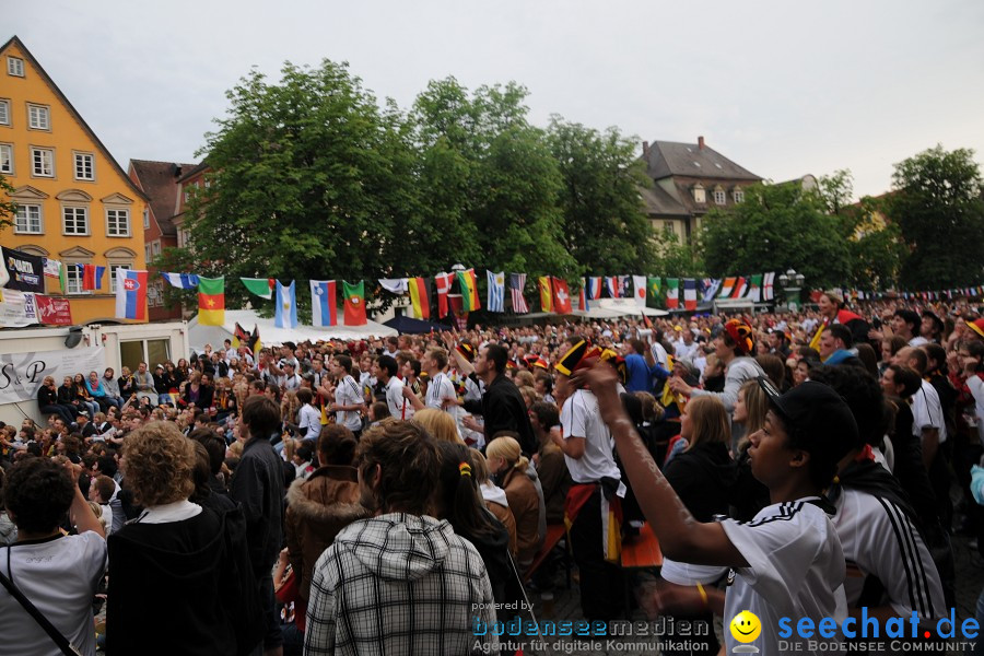 WM 2010 Public Viewing: Deutschland vs Australien (4:0) mit Band Face-of-Vi