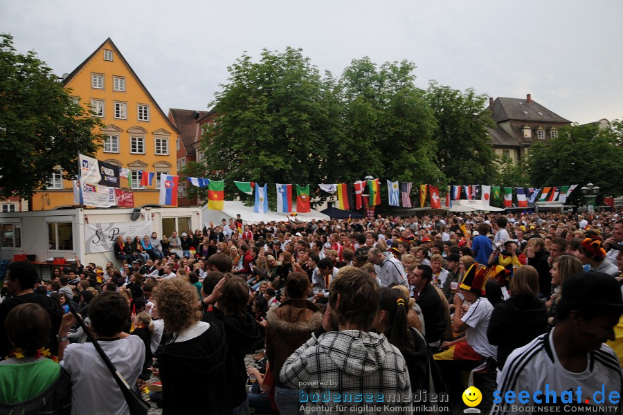 WM 2010 Public Viewing: Deutschland vs Australien (4:0) mit Band Face-of-Vi