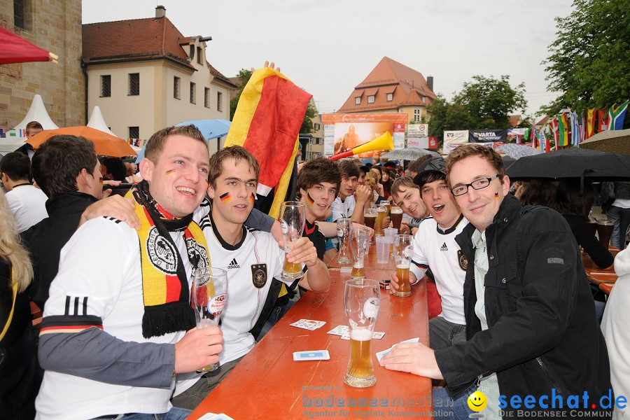 WM 2010 Public Viewing: Deutschland vs Australien (4:0) mit Band Face-of-Vi