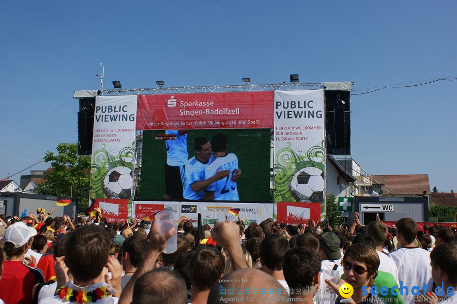 WM-2010: Deutschland-England (4:1): Stadthalle Singen, 27.06.2010