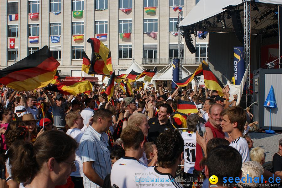 WM-2010: Deutschland-England (4:1): Stadthalle Singen, 27.06.2010