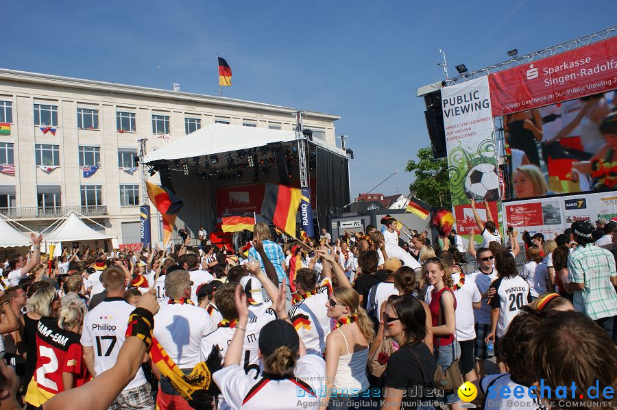 WM-2010: Deutschland-England (4:1): Stadthalle Singen, 27.06.2010