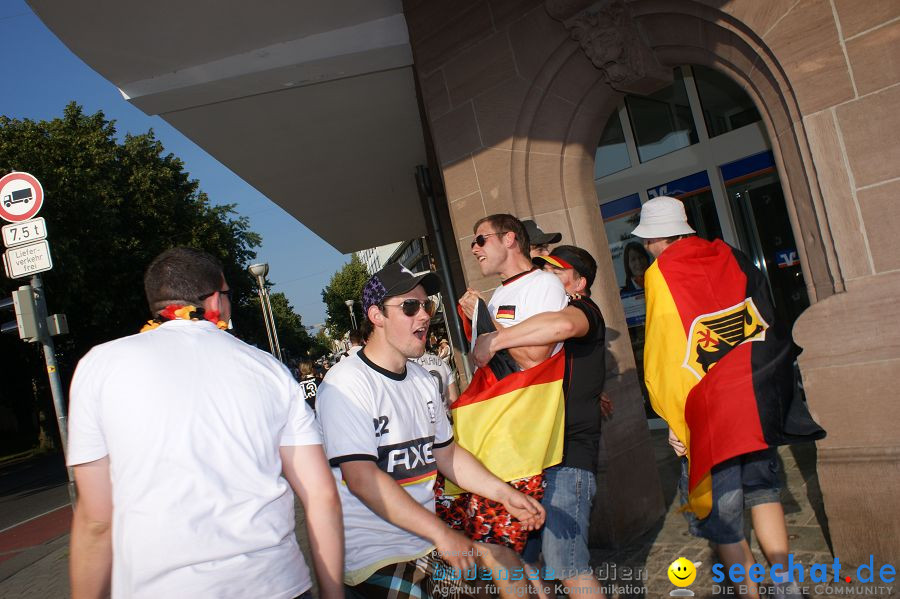 WM-2010: Deutschland-England (4:1): Stadthalle Singen, 27.06.2010