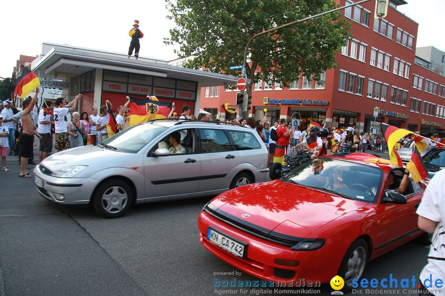 WM-2010: Deutschland-Argentinien (4:0): Singen, 03.07.2010