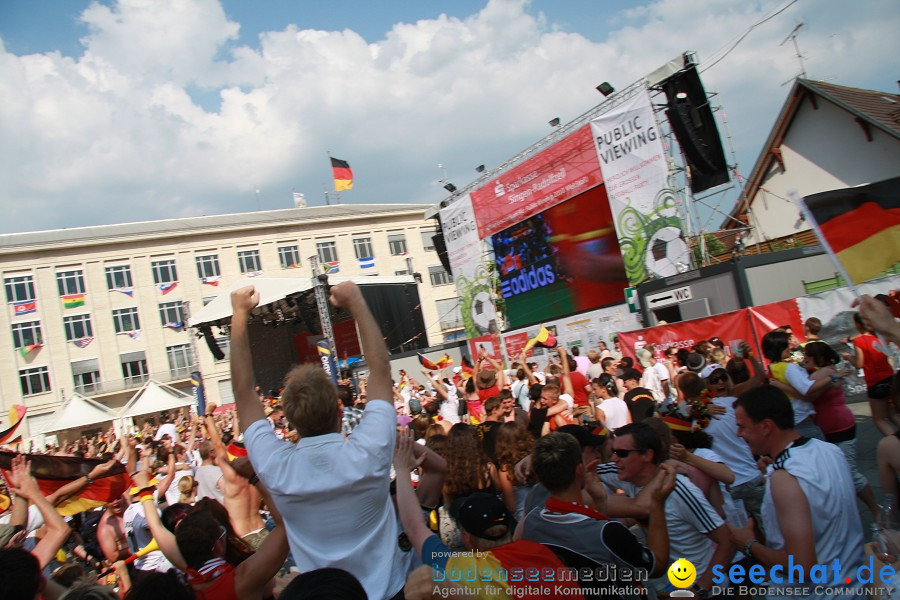 WM-2010: Deutschland-Argentinien (4:0): Singen, 03.07.2010