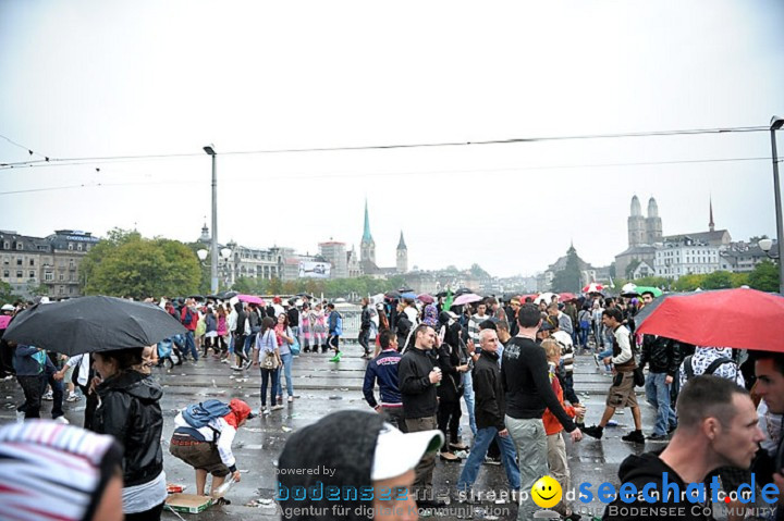 streetparade-2010-Zuerich-140810-Bodensee-Community-seechat_de-roh3093.jpg