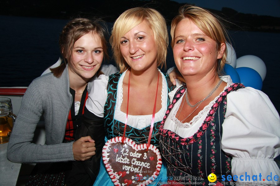 Wiesnboot-besser-fayern-als-die-Bayern-2010-Bodensee-Ueberlingen-110910-seechat_de-IMG_1123.JPG