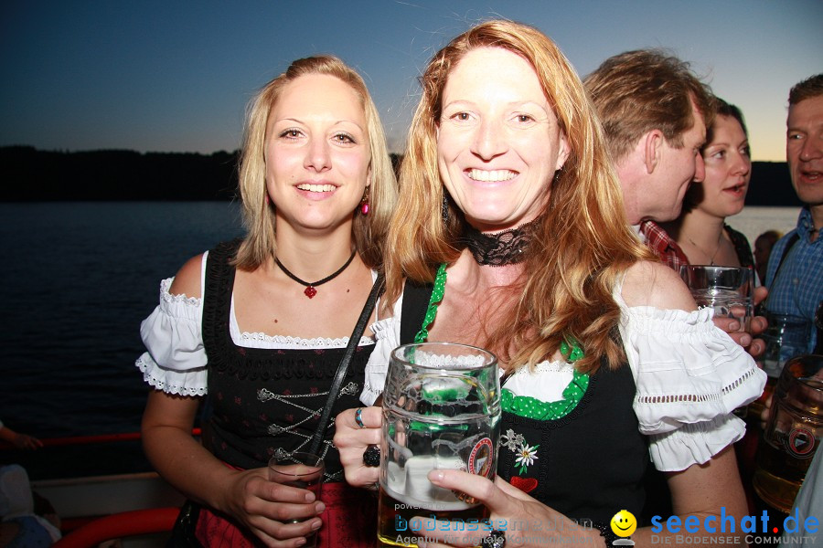 Wiesnboot-besser-fayern-als-die-Bayern-2010-Bodensee-Ueberlingen-110910-seechat_de-IMG_1125.JPG