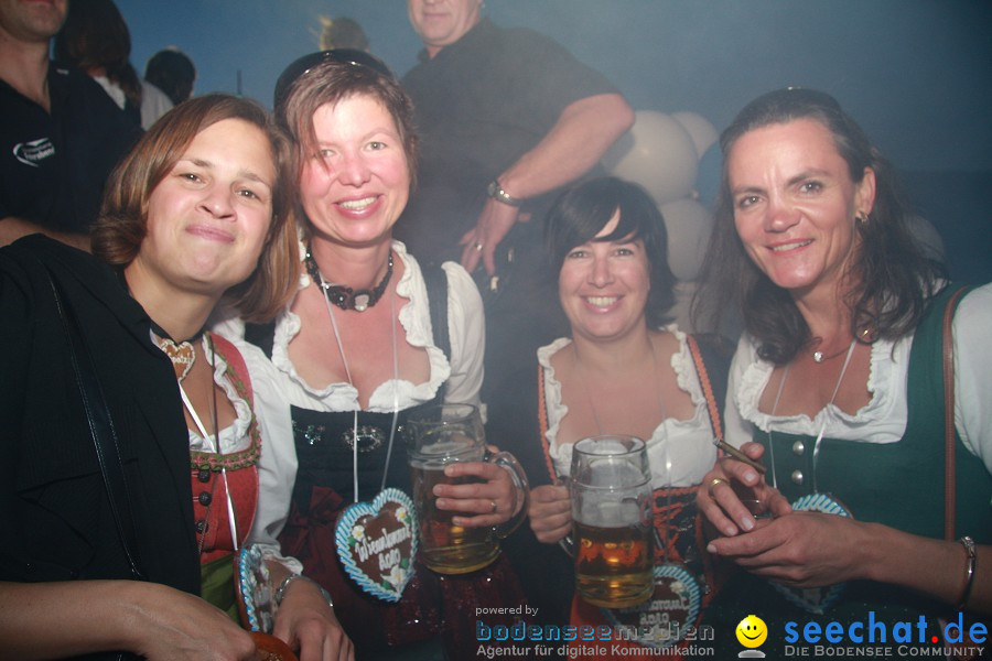 Wiesnboot-besser-fayern-als-die-Bayern-2010-Bodensee-Ueberlingen-110910-seechat_de-IMG_1132.JPG